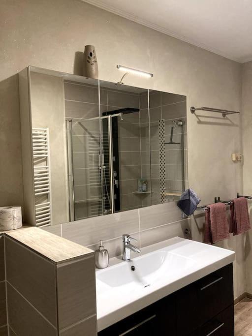 Grosse Wohnkueche, Terrasse, Schlafzimmer Am Steinhuder Meer, Wlan, Parkplatz, Fussbodenheizung, 70Qm Вунсторф Экстерьер фото