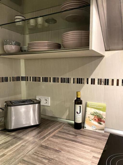 Grosse Wohnkueche, Terrasse, Schlafzimmer Am Steinhuder Meer, Wlan, Parkplatz, Fussbodenheizung, 70Qm Вунсторф Экстерьер фото